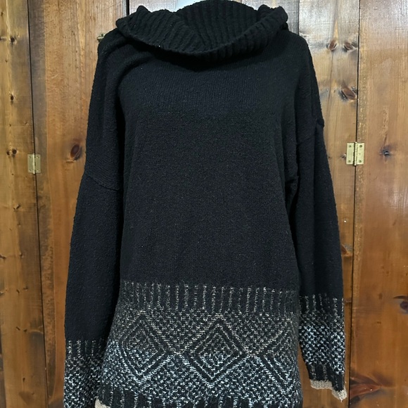 new directions Sweaters - Cozy Black Knit Sweater